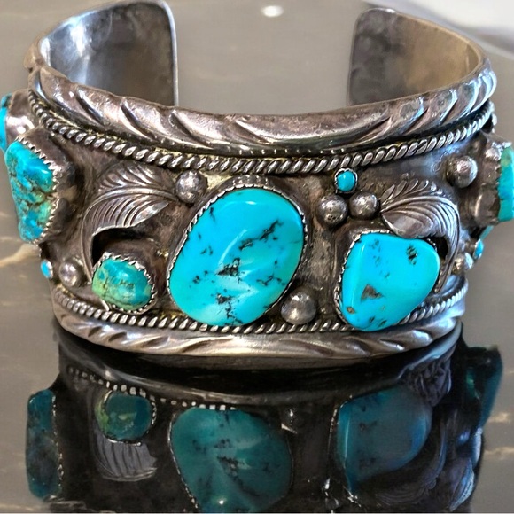 Massive Vintage Navajo Sterling Silver & Turquoise Cuff Bracelet Signed DUTOM! - Picture 6 of 16